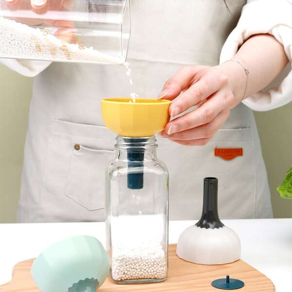

1pc Random Color Funnel, Multicolor