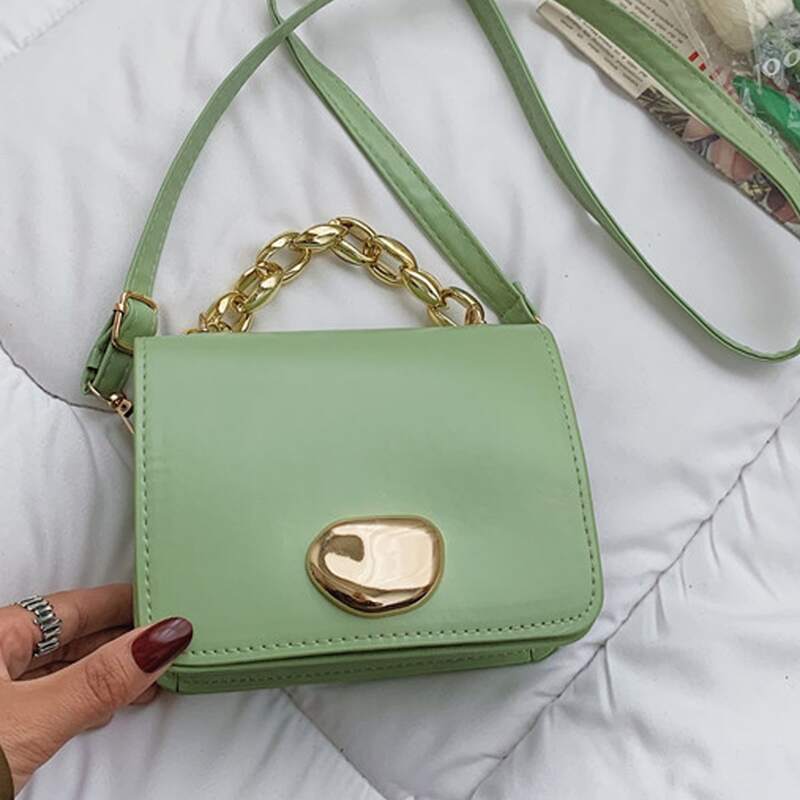 

Chain Decor Flap Crossbody Bag, Green