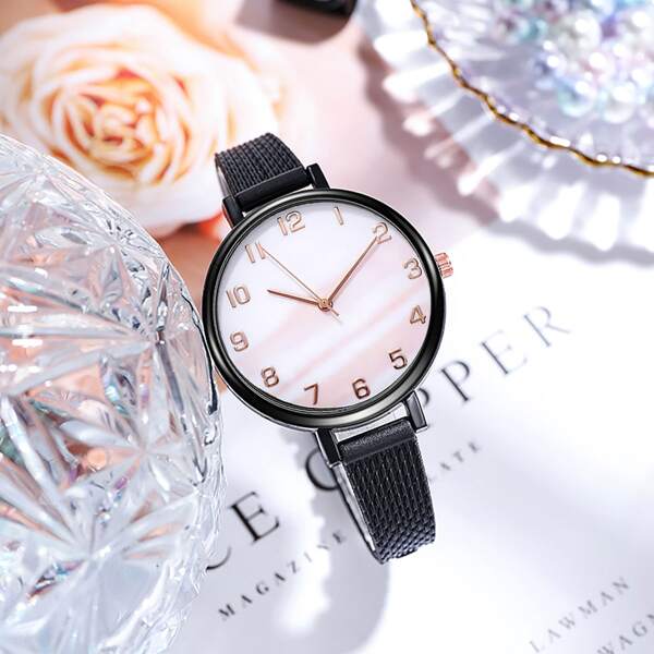 

Round Pointer Quartz Watch