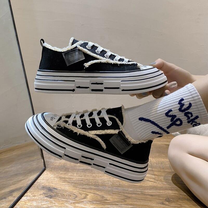 

Raw Trim Canvas Shoes, Black