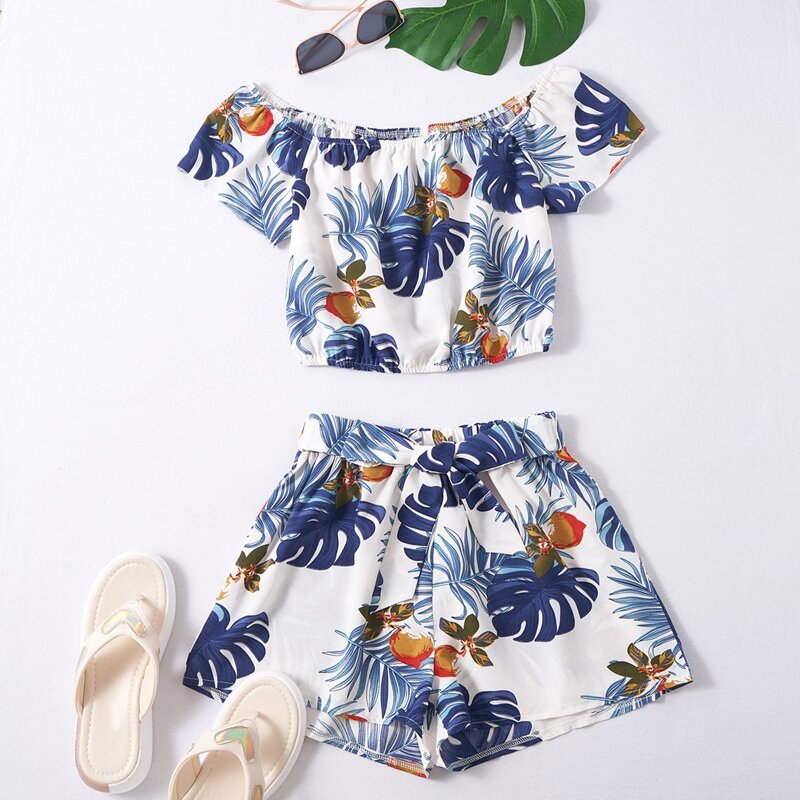 

Leaf Print Blouse & Shorts, Multicolor
