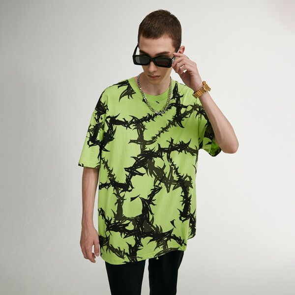 

Men Allover Print Drop Shoulder Tee, Green