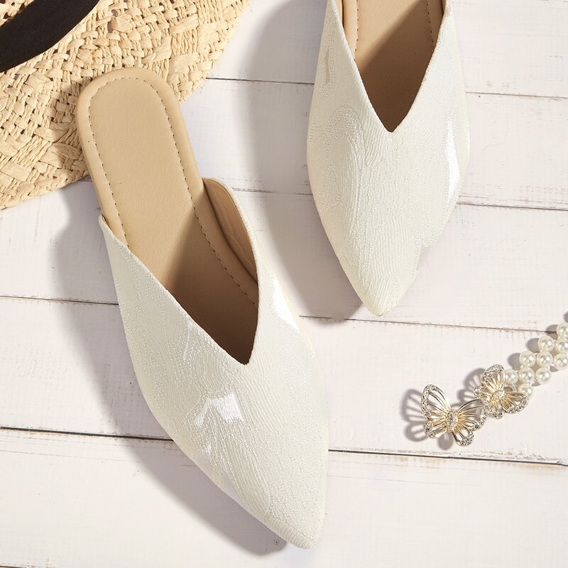 

Point Toe Flat Mules, Beige