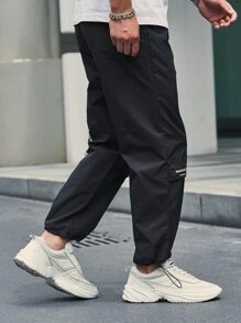 Manfinity Hombres Pantalones rompevientos con estampado de letra bajo con cordón - Negro - Ver 4