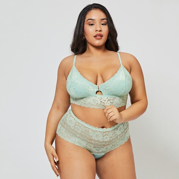 

Plus Floral Lace Cut-out Lingerie Set, Mint green