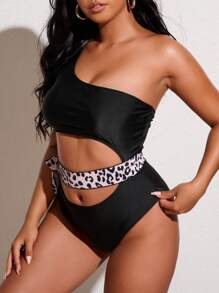 Plus Cut Out One Shoulder One Piece Swimsuit - Black - View 3
