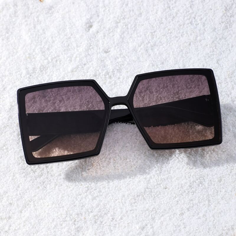 

Square Frame Sunglasses