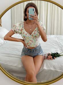 Allover Floral Puff Sleeve Zipper Front Crop Blouse - Multicolor - View 6