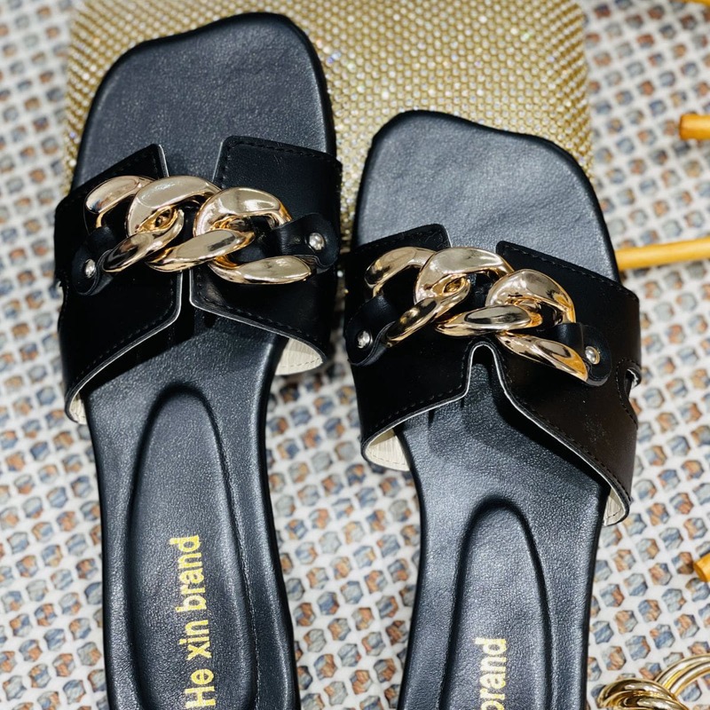 

Chain Decor Slide Sandals, Black