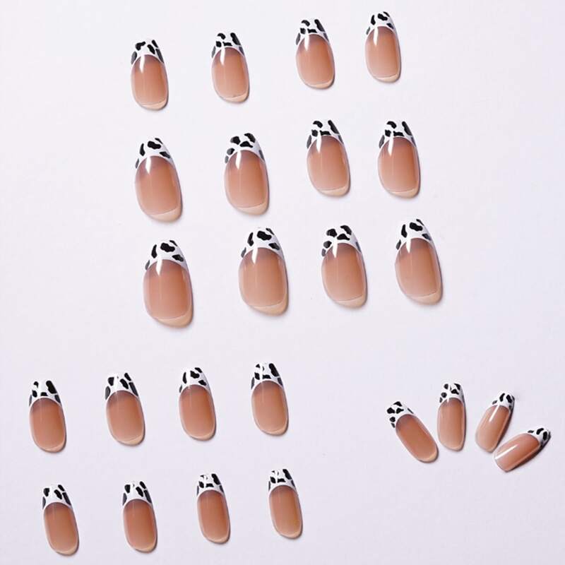 

24pcs Cow Print Fake Nail, Multicolor