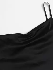 SHEIN Privé Date Night Tie Back Satin Concert Crop Cami Top - Black - View 3