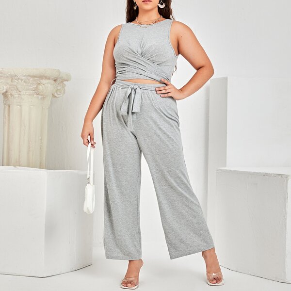 

Plus Crop Tank Top & Belted Sweatpants, Grey