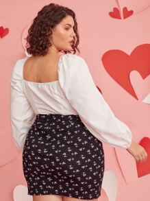 SHEIN Plus Lantern Sleeve Ruched Bust Top & Split Hem Heart Print Skirt Set - Black and White - View 2