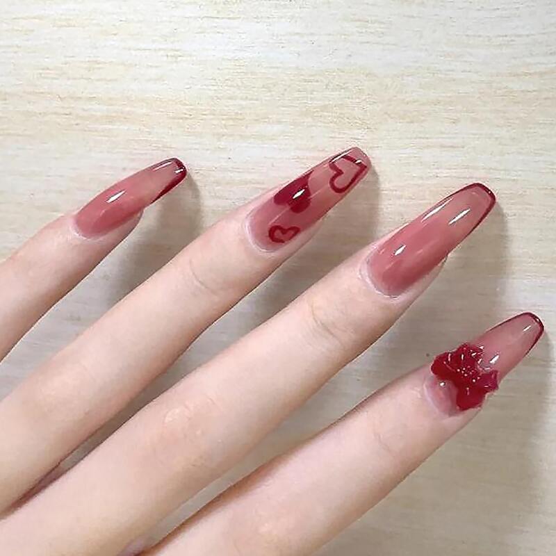 

24pcs Heart Pattern Fake Nail, Red