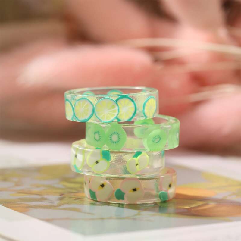 

4pcs Fruit Resin Ring, Green