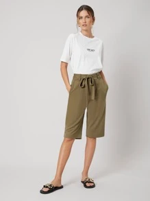 MOTF PREMIUM Shorts bermuda con cinturón de viscosa - Verde militar - Ver 3