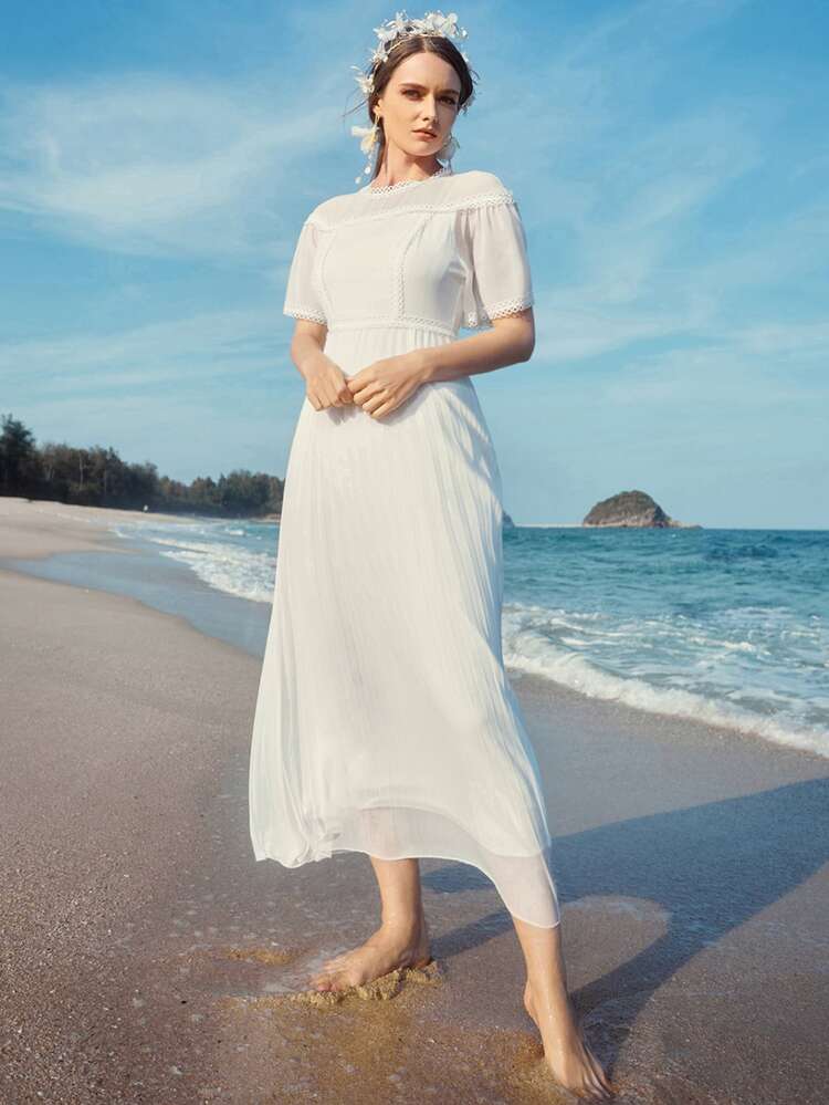 Modelyn 純色蕾絲邊百褶下擺洋裝 - 白色 - 查看 5