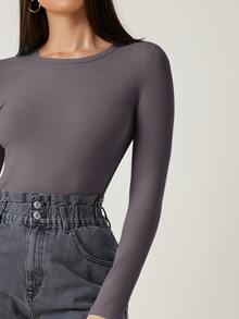SHEIN BASICS Camiseta algodón unicolor forma ajustada - Gris Oscuro - Ver 3