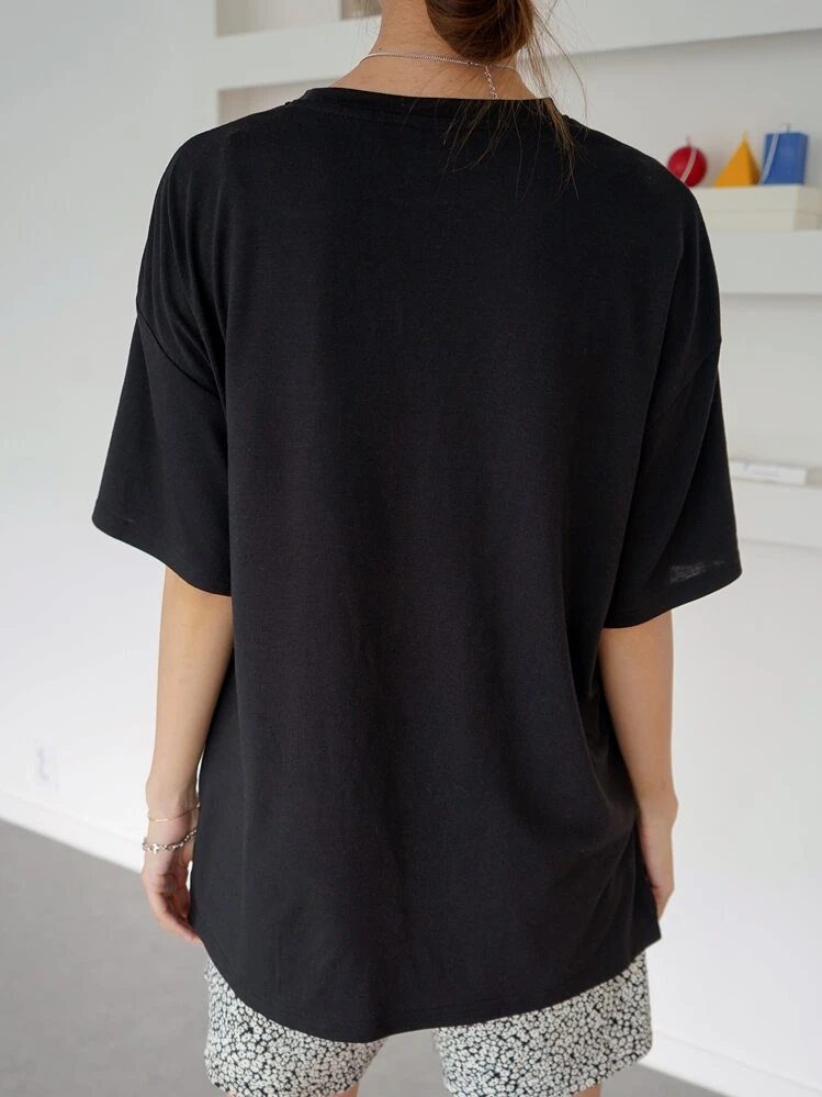 DAZY シンプル ドロップショルダー オーバーサイズ Tシャツ | SHEIN JAPAN