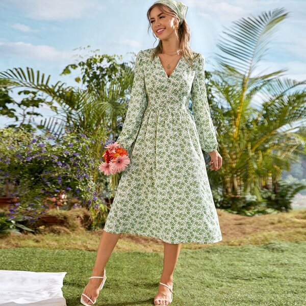 

Ditsy Floral Bishop Sleeve A-line Dress, Green