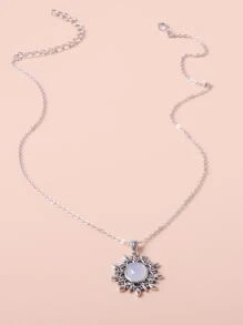 Structured Pendant Necklace