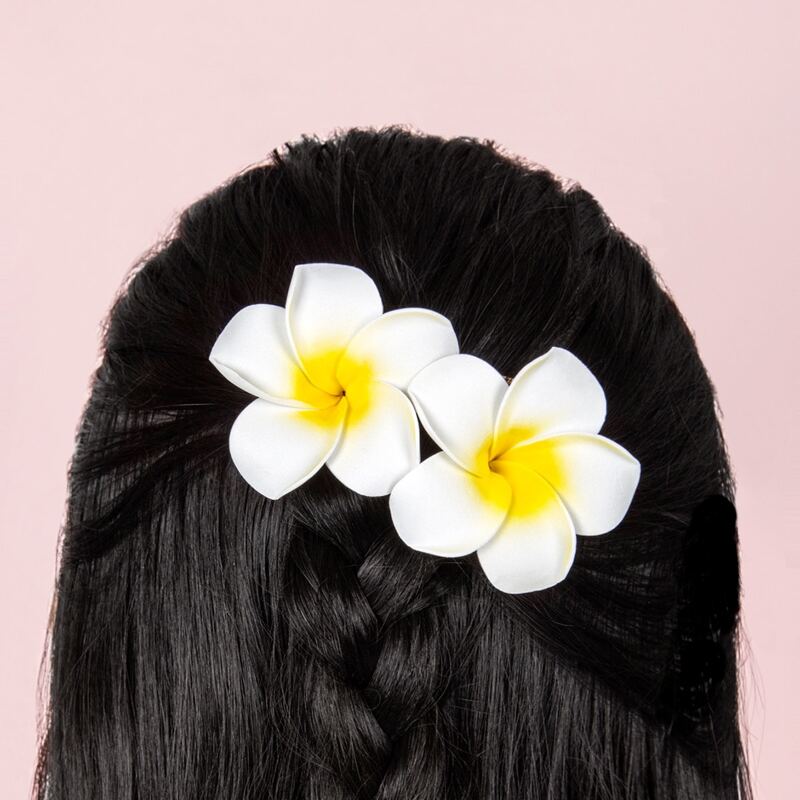 

2pcs Flower Decor Hair Clip, Multicolor