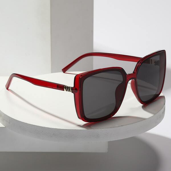 

Square Frame Sunglasses