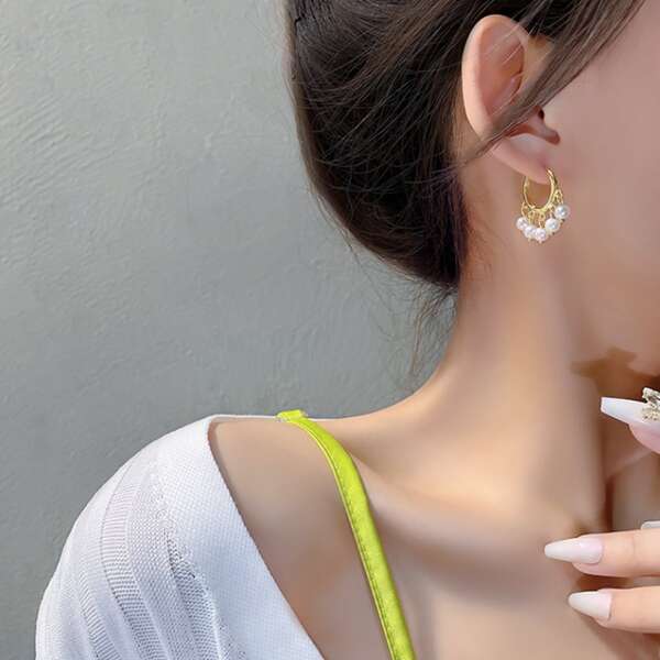 

Faux Pearl Decor Earrings, Gold