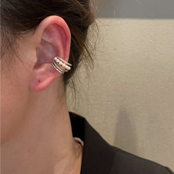 

1pc Rhinestone Ear Cuff, Gold