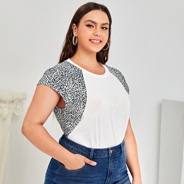 

Plus Contrast Panel Raglan Sleeve Tee, White