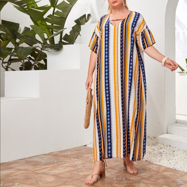 

Plus Geo Print Cut Out Neckline Tunic Dress, Multicolor