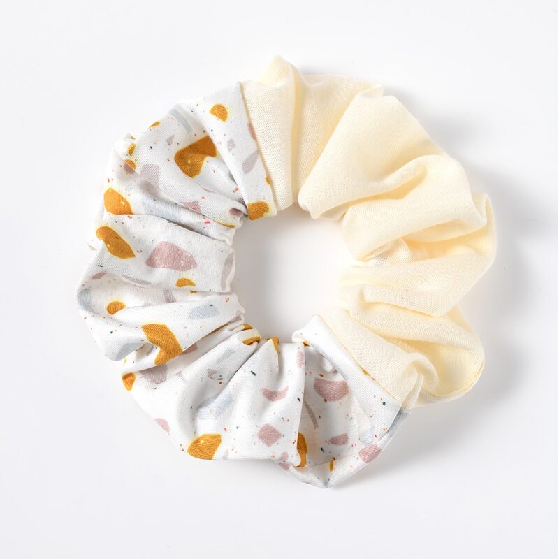 

Graphic Panel Scrunchie, Multicolor