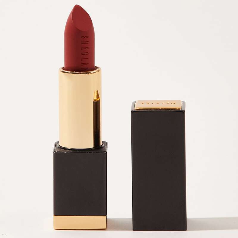 

MATTE ALLURE Lipstick-CRIMSON SUEDE