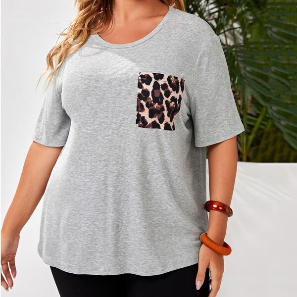 

Plus Contrast Pocket Front Tee, Grey