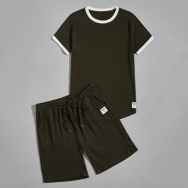 

Men Contrast Binding Patched Tee & Drawstring Track Shorts, Army green