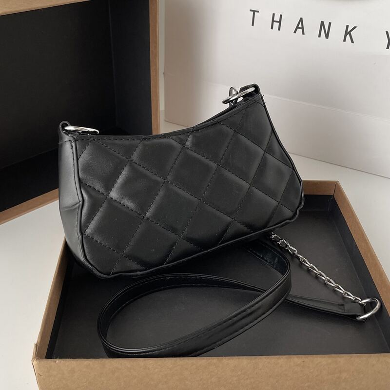 

Quilted Crossbody Bag, Black