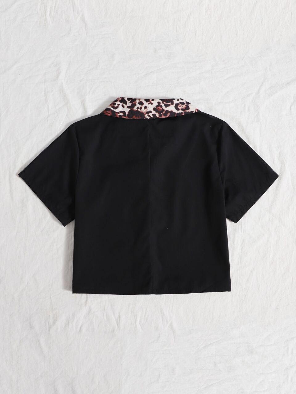 Contrast Leopard Collar Shirt