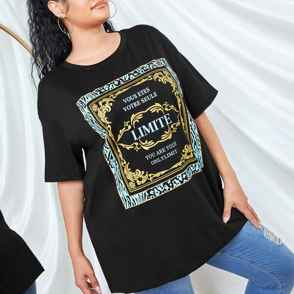 

Plus Baroque And Letter Graphic Tee, Black