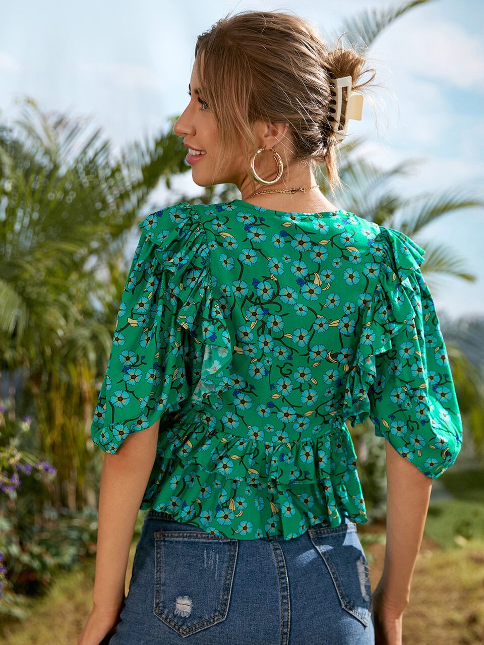 Allover Floral Print Lantern Sleeve Layered Hem Top