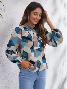 SHEIN Clasi Top à nœud à manches bouffantes à imprimé géométrique