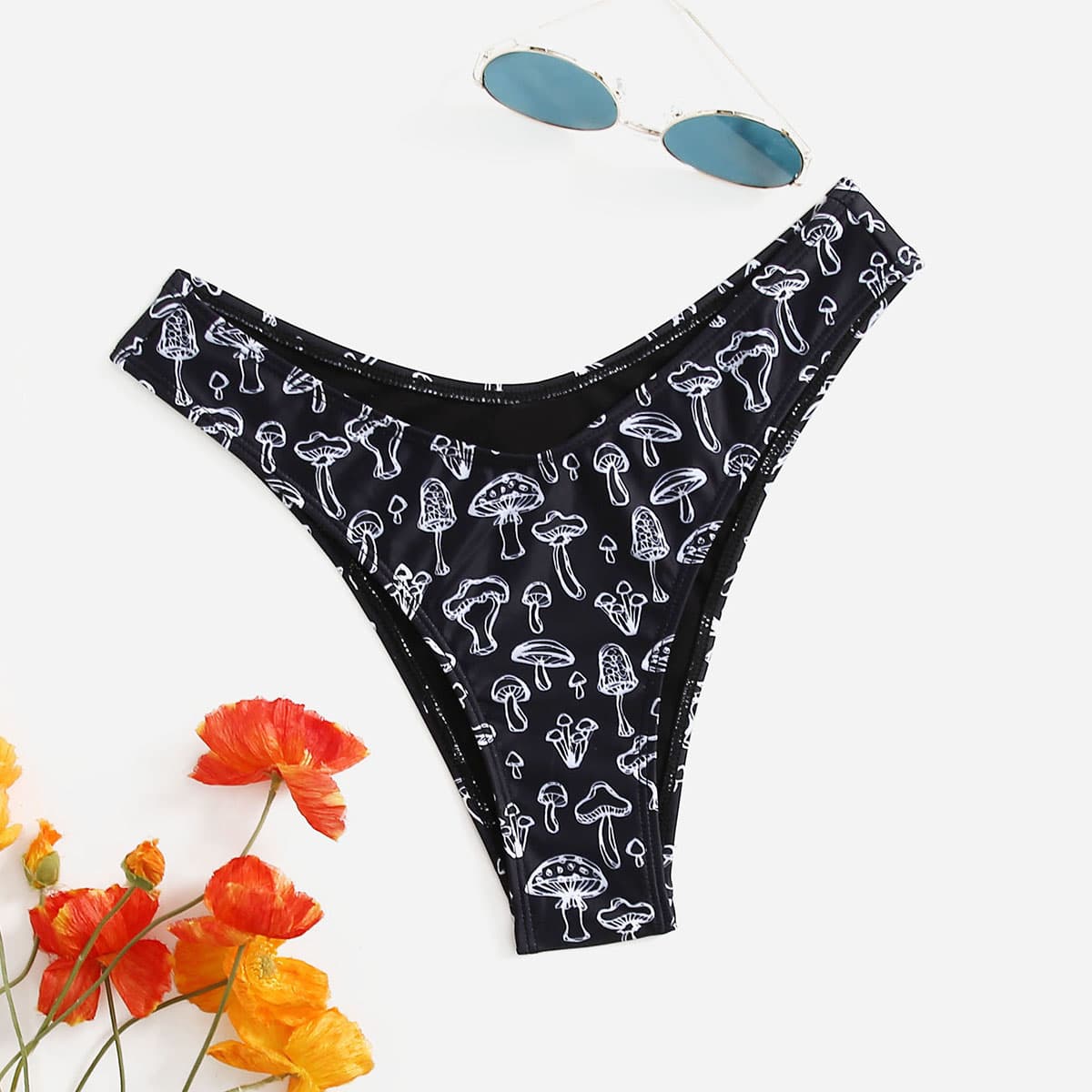 

Mushroom Print Bikini Bottom, Black
