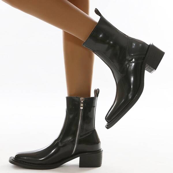 

Minimalist Square Toe Classic Boots, Black