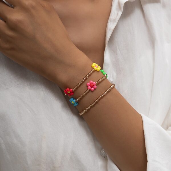 

3pcs Floral Beaded Bracelet, Multicolor