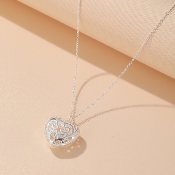 

Heart Pendant Necklace, Silver