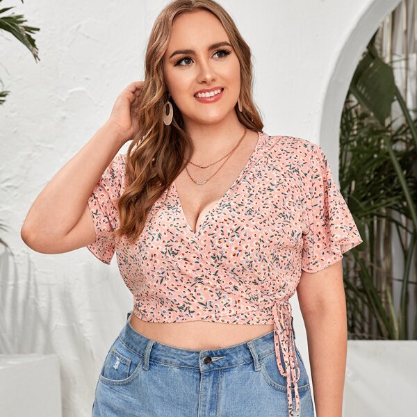 

Plus Ditsy Floral Wrap Tie Side Blouse, Multicolor