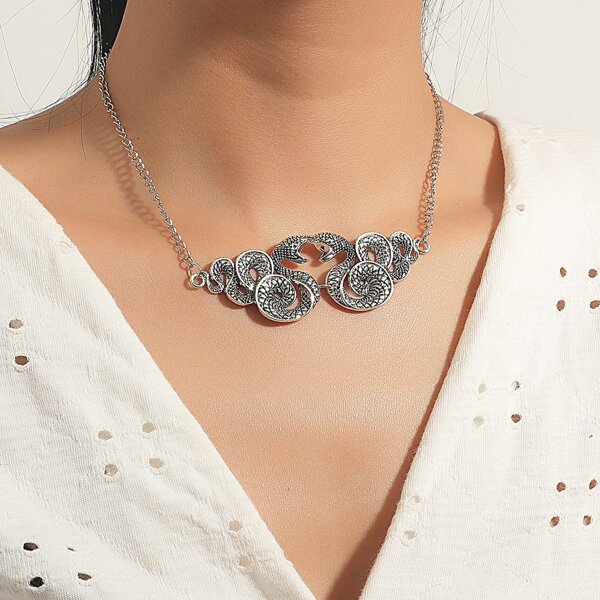 

Snake Decor Necklace, Antique silver
