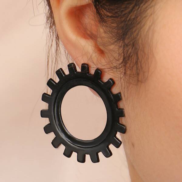 

1pc Solid Stud Earring, Black