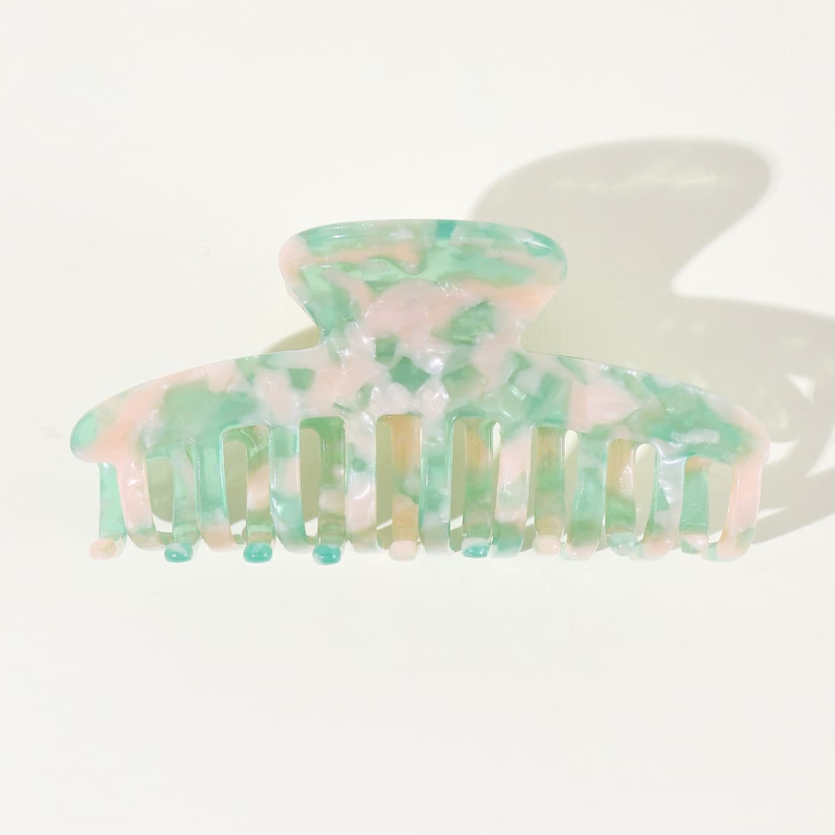 

Large Hair Claw, Multicolor