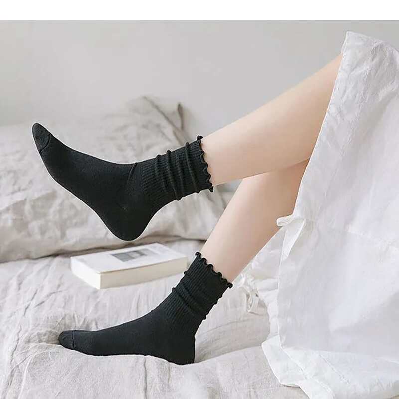 

6pairs Frill Crew Socks, Black and white