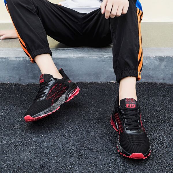 

Men Letter Graphic Lace-up Front Knit Sneakers, Black